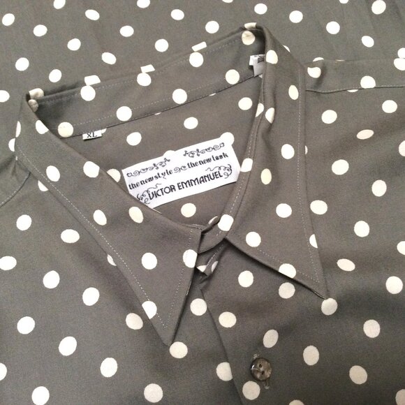 2 Men's Button Down Short Sleeve Shirts Dressy Casual, 2 Shirts for $20, Size XL - Picture 2 of 4